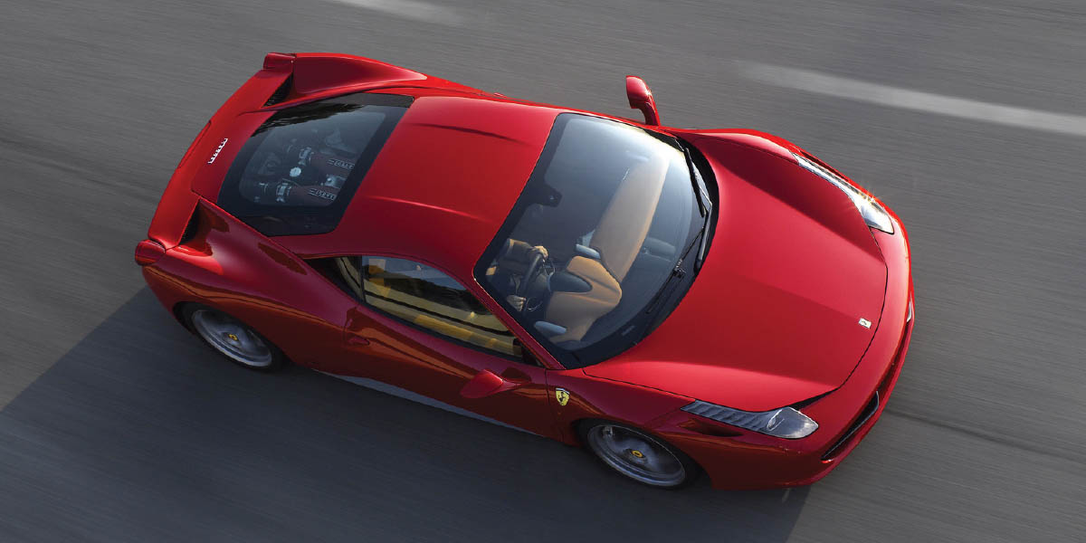 Noleggio auto di lusso Roma: Ferrari Italia