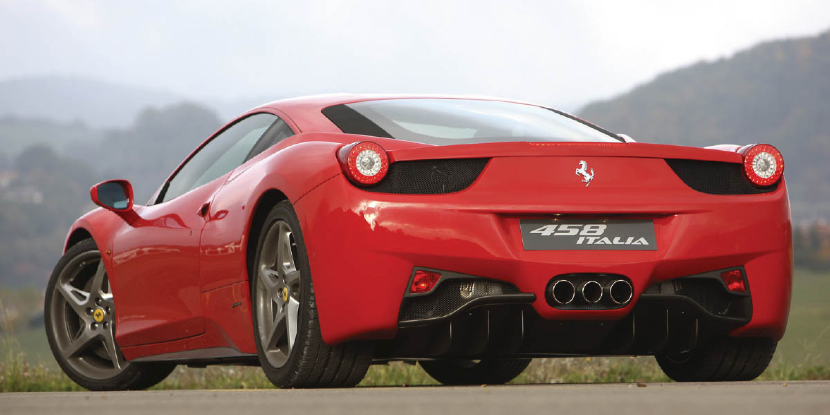 Noleggio auto di lusso Roma: Ferrari Italia